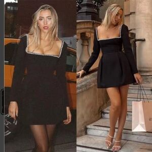 Oddmuse The Ultimate Muse Pearl Mini Dress Square Neck Long Sleeve M